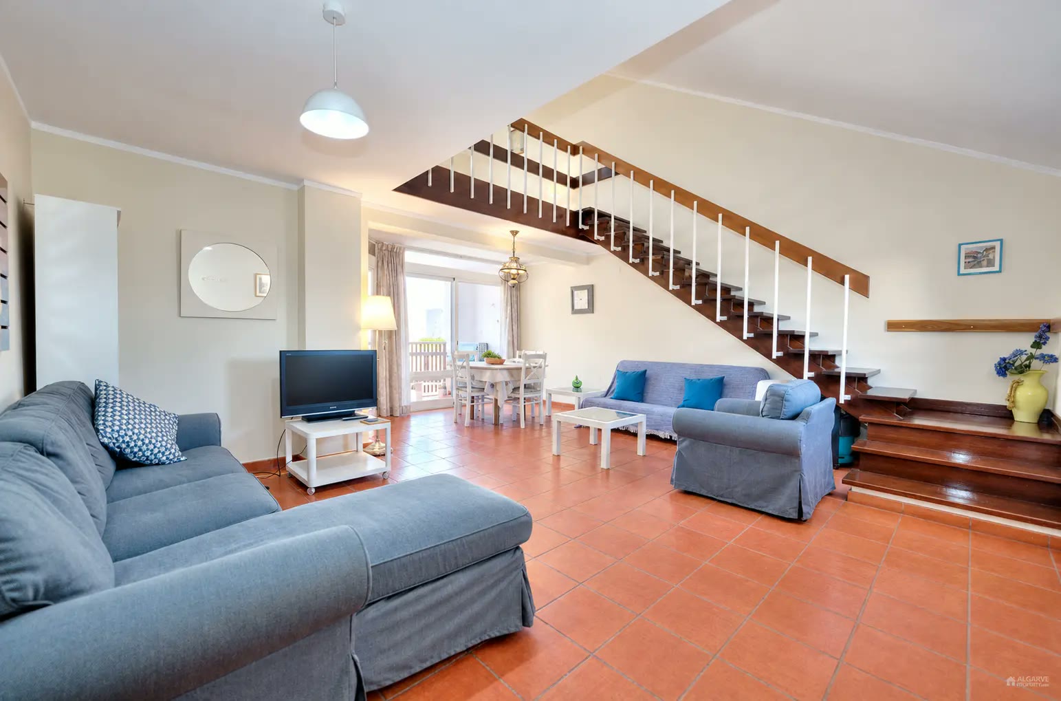 Apartamento em Vilamoura antes da reabilitação pela SouthWave Capital